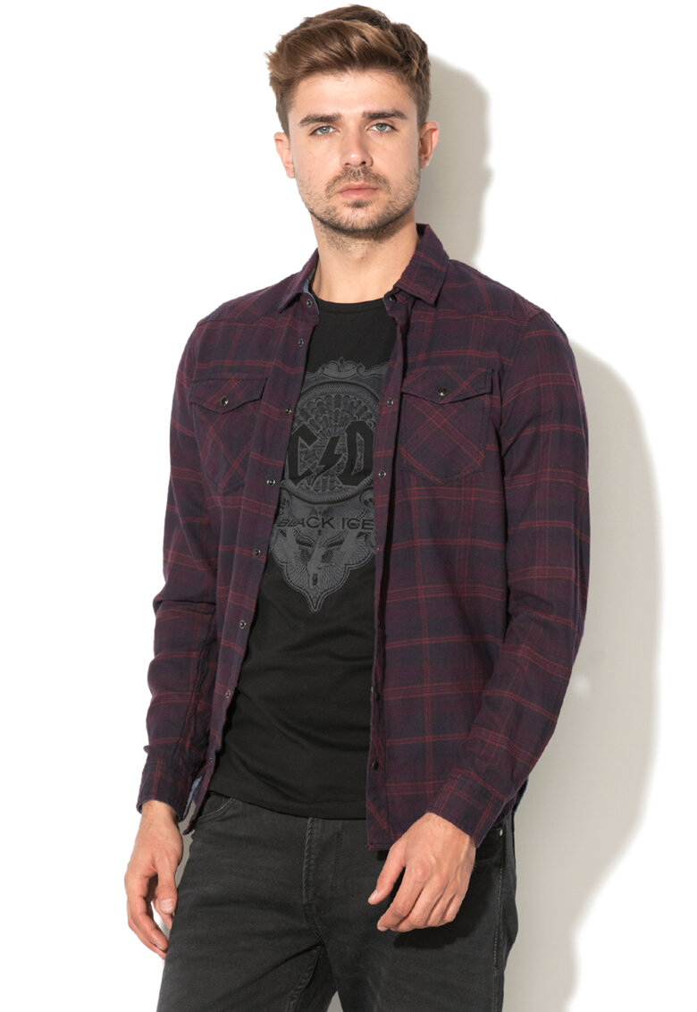 Camasa slim fit in carouri cu capse
